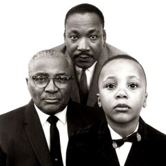 RICHARD AVEDON Martin-luther-king-jr-with-father-and-son-1963